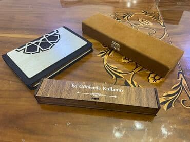 Yeni il oyuncaqları və bəzəkləri: Hədiyyə qutusu, rəng - Qara — 1