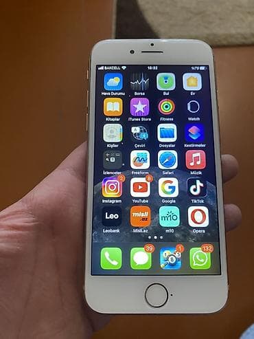 IPhone 8, 64 GB, Matte Gold, Barmaq izi