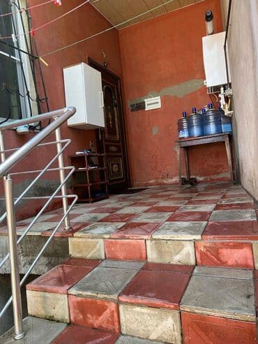 arenda moyka bakida: Yeni Ramanıda, Kolleci və Şamlığı keçdikdən sonra, əsas yolun — 7