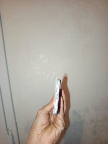 планшет купить в баку: IPhone SE 2022, Ağ, Barmaq izi — 4