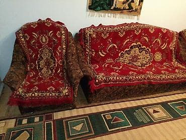 kreslo divan: Klassik yumşaq mebel dəsti - Tərkibi: 3 nəfərlik divan + 2 ədəd iri — 2