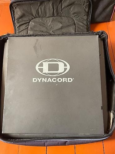 Dynacord PowerMate 1000 – gücləndiricili mikser Xüsusiyyətlər: - 10
