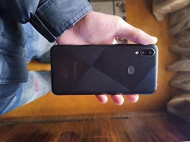 Samsung Galaxy A10s, 32 GB, rəng - Qara, İki sim kartlı