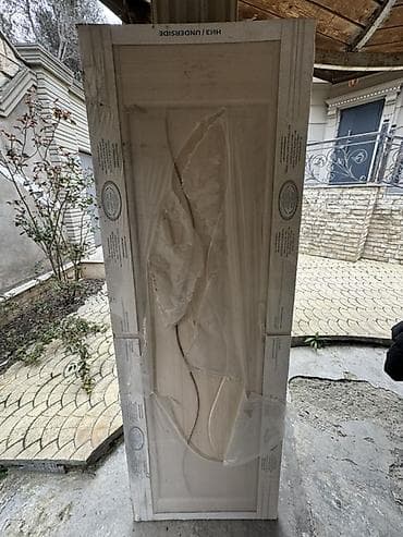 Ağ rəngdə daxili otaq qapısı - Material: MDF/taxta kompozit (üzəri