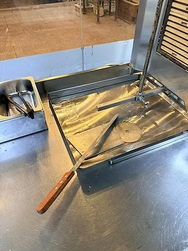 Оборудование для мойки: Çox təcili dönər aparatı və toster SATILIR!Dönərçiyə lazım olan hərşey — 9