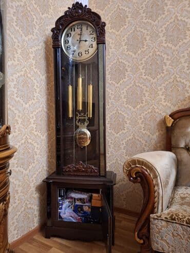 qapi sekilleri: Yerüstü saatlar, Mexaniki, Mayatnik — 2