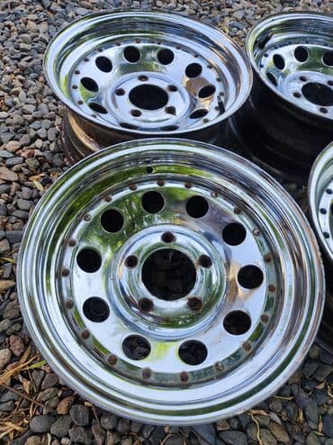 13 disk: Disk Moskvich R 14, 5 Boltlu — 7