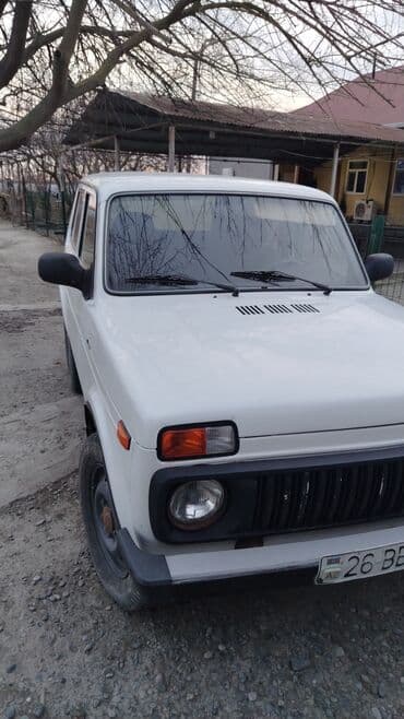 toyota prius kreditle satisi: VAZ (LADA) 4x4 Niva: 1.7 l | 444441111 km — 3
