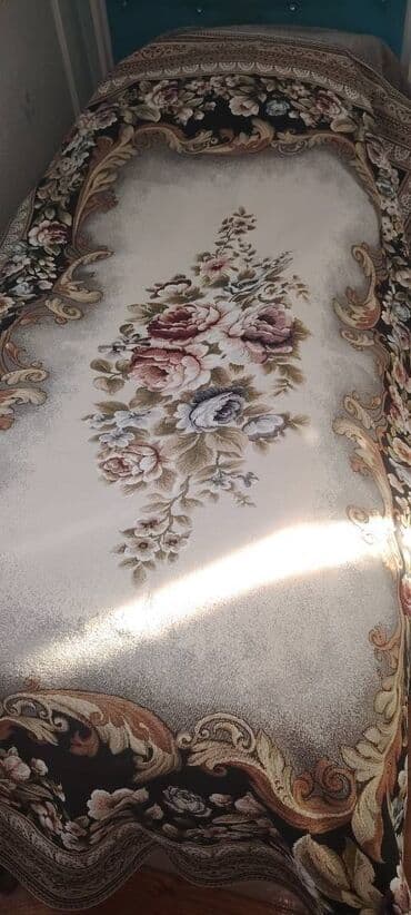 8 mart üçün şəkillər: Скатерть 150/210 — 2