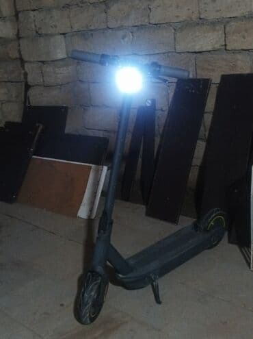 monopoliya oyunu almaq: Salam skuterin tormuzu xarabdır 7-8manat xərci var birde batareyada — 2