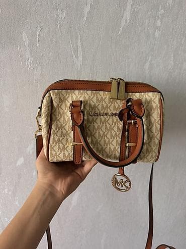 Çiyin çantası, Michael Kors, İşlənmiş lalafo.az -da Çiyin çantası, Michael Kors, İşlənmiş