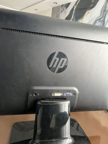 Monitorlar: HP LCD monitor, ideal veziyetde‼️ - Ekran diaqonalı təxminən 21–22 — 2
