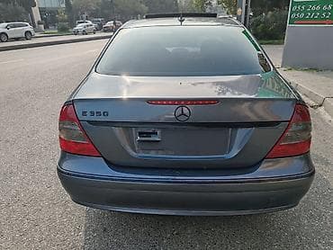 mercedes dort: Mercedes-Benz E 350 (W211) sedan - Kuzov: 4 qapılı sedan, tünd boz — 2