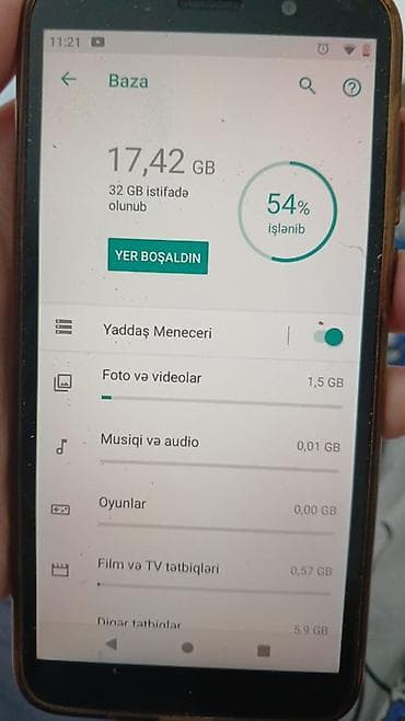 android televizor: Motorola Moto E6, 32 GB, rəng - Qəhvəyi, Sensor — 2