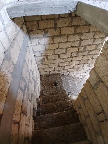 tağıyev qəsəbəsində: 7 otaqlı, 220 kv. m, Kredit yoxdur, Təmirsiz — 17