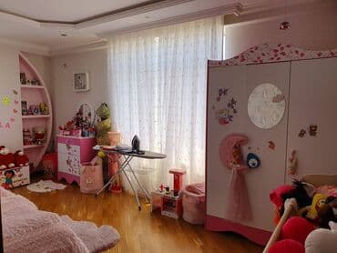 nizami kirayə evlər: Nizami rayonu,Qara Qarayev metrosu yaxınlığı.14 mərtəbəli binanın,8-ci — 8