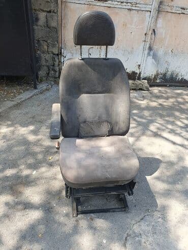 oturacaq uzlukleri: Avtomobil oturacağı – sürücü/ön sərnişin üçün Xüsusiyyətlər: - Fərdi — 2