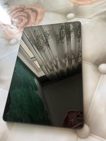 Monitorlar: Redmi Pad Pro planşet Xüsusiyyətlər: - Korpus: metal, boz rəng, zərif — 3