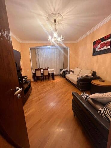 ev masazir: Bakı, 3 otaqlı, Köhnə tikili, m. Qara Qarayev, 81 kv. m — 2