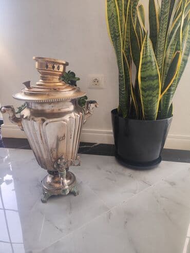 Klassik kömürlü samovar - Material: Mis/latundan hazırlanmış gövdə