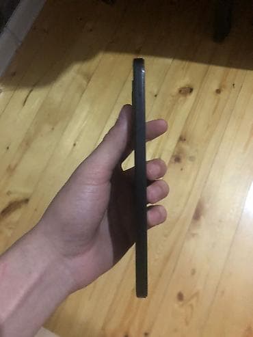 Redmi 15 c 256 yaddaş 8+8 ram idial telefondu münasib qiymətlə real — 4