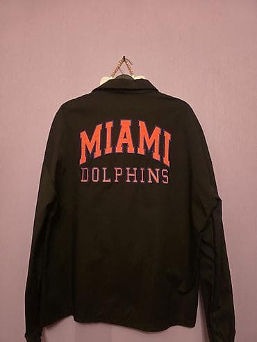 jaketler instagram: Miami Dolphins temalı yüngül jaket - Rəng: Qara - Ön dizayn: sinə — 1