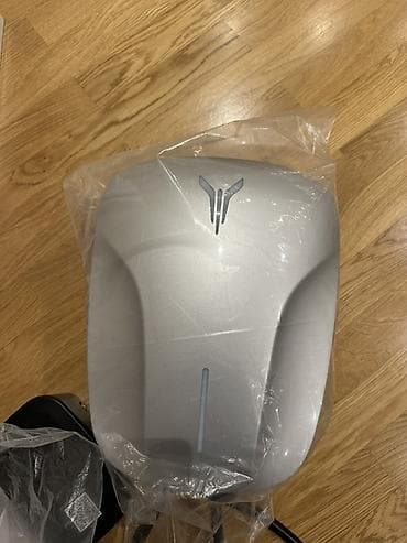 VOYAH divar tipi EV şarj qurğusu Tecili satilir. Deyerinnen ucuz