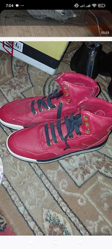 Məhsul: Çarpayı dəsti və parçalar toplusu Təsvir: - Müxtəlif naxış və