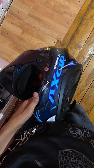 mini canqan: Məhsul: Tam üzlü motosiklet dəbilqəsi Xüsusiyyətlər: - Korpus — 3