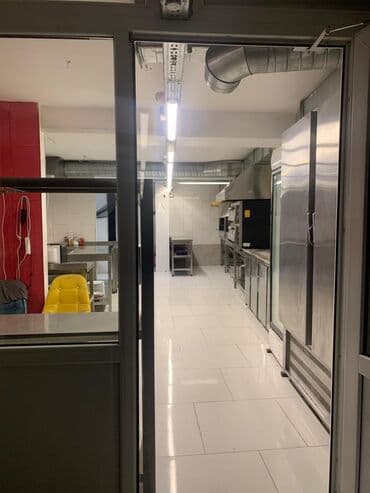 mərdəkanda kirayə: Uluxanlı Restaurant – geniş və işıqlı məkan - Fasaddan görünən — 34