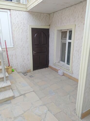 2 otaqlı həyət evi,Məliköv xəstəxanaya yaxın,Birbaşa sahibinnən, üzün