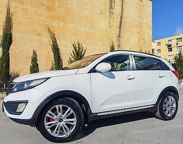 kia satisi: Kia Sportage: 2 l | 2011 il Krossover — 4