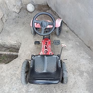 oyuncaq gitara: Uşaq pedallı kart maşını - Pedalla idarə olunan, 4 təkərli uşaq kartı — 2