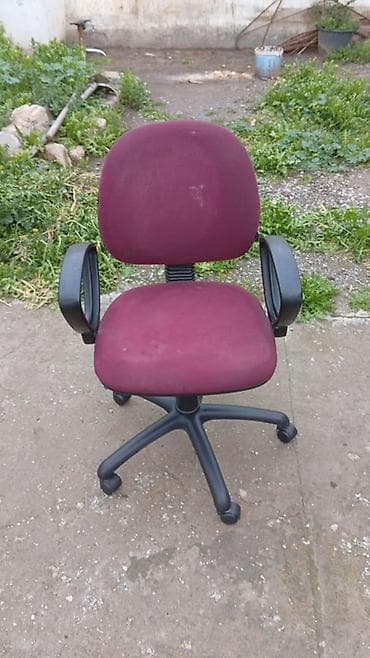 komputer kreslosu: Təkərli, Qolları tənzimlənmir, Süni dəri — 3