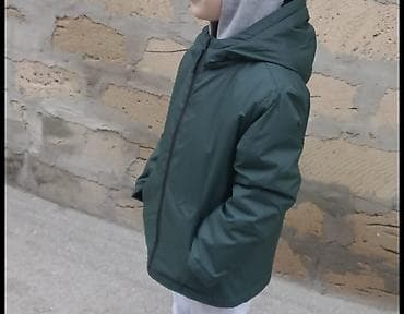 yun paltarlar: Uşaq üçün qışlıq kapüşonlu gödəkçə - Rəng: tünd yaşıl - Model: düz — 2