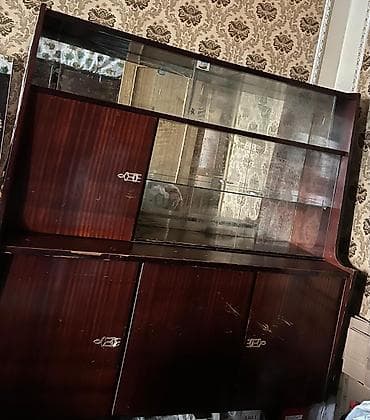 Servant Belarus İstehsalıdır. Qiyməti 50 azn. Ünvan: Azadlıq