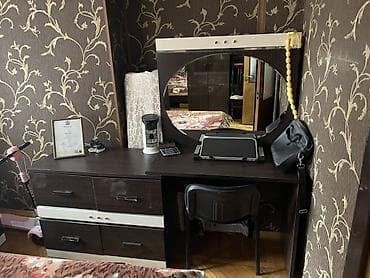 s guzgu: 2 təknəfərlik çarpayı, 2 tumba, Dolab, Komod, Azərbaycan, İşlənmiş — 3