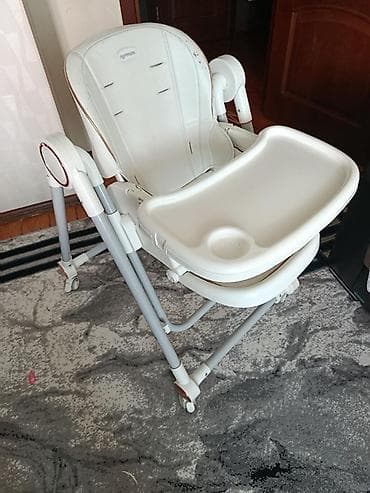 Yemək masası funksiyalidi təkərli 20 AZN satılır tecili lalafo.az -da Yemək masası funksiyalidi təkərli 20 AZN satılır tecili