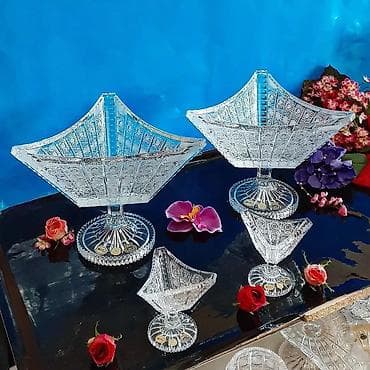 pilasdiq qapi: Tom 2 eded boyuk gozel dizaynda meyve qabilar ve 2 eded murebbe — 1