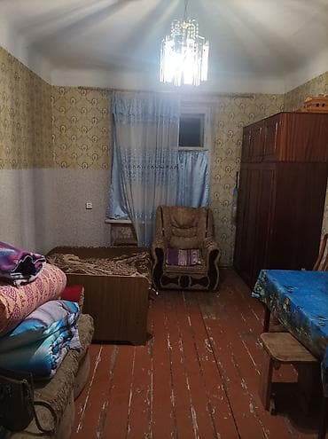 bakıda maraqlı kafelər: Salam makler deyiləm oz evimdi ev sumqayitda yataqxanadir 3mərtəbə — 3