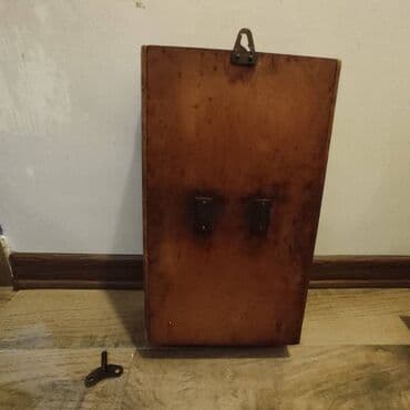 bakıda hava saatlıq: Divar saatları, Mexaniki, Mayatnik — 2