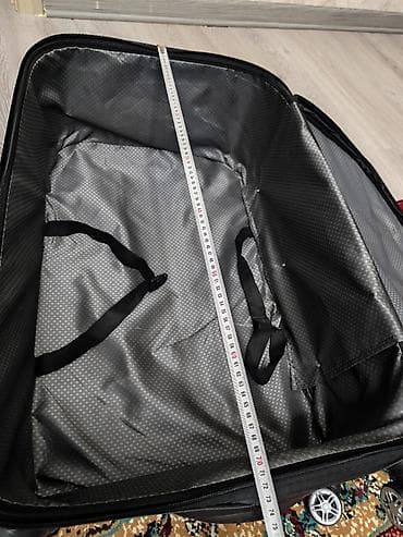 ikinci el camadan: Sərt korpuslu böyük çamadan - Korpus: möhkəm plastik, 4 ikili təkərli — 2