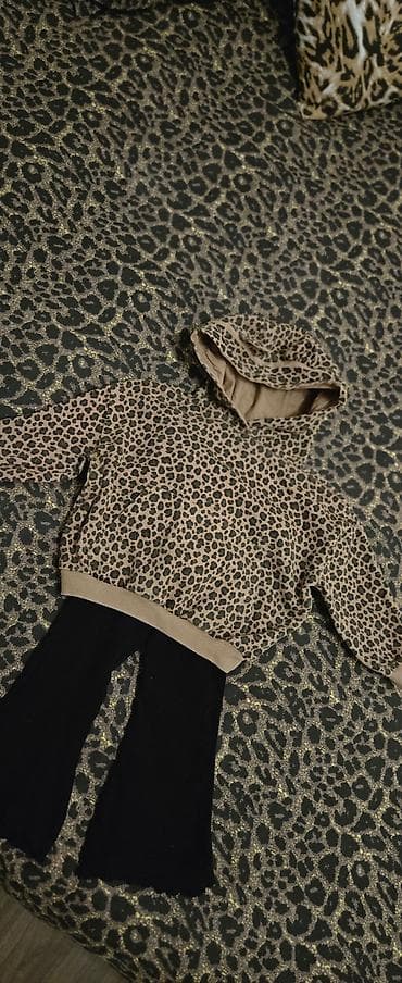 ev geyimleri sekilleri: Uşaq geyim dəsti – 2 müxtəlif kombinə: 1) Qara uzunqol kofta + — 2