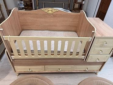 qaqa oğlan şəkilləri: Oğlan və qız üçün, Dördbucaq, Beşik, Matras ilə, Yellənmə mexanizmsiz — 3