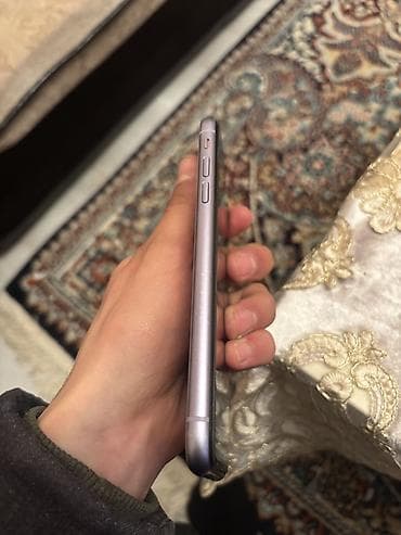 prodat iphone: IPhone 11, 64 GB, Face ID — 4