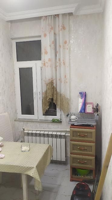 məktəb lovhələri: Salam ev kirayə verilir tam təmirlidir qazı işigi isti suyu daimidir — 3