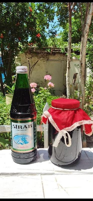 nar suyu: Məhsul: Ev istehsalı nar şərbəti/siropu tut bəhməzi Təsvir: - Təmiz — 1