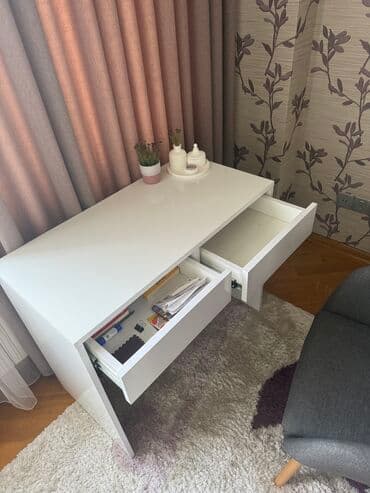 yazı stolu: Yazı masası — 3