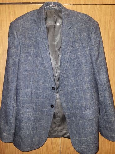 qaqa geyimi: Pencək İstehsal ölkəsi: Türkiyə Firma: Akreb Ölçü: 54 Vəziyyəti: Əla — 1