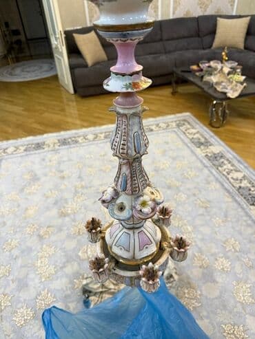 Qida məhsulları: Çılçıraq, 6 lampa, Farfor — 2